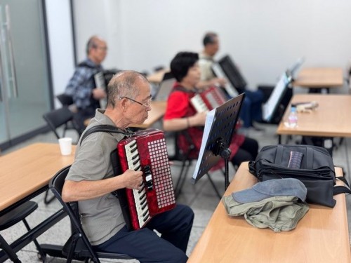988010681_1789720876.3347.jpg